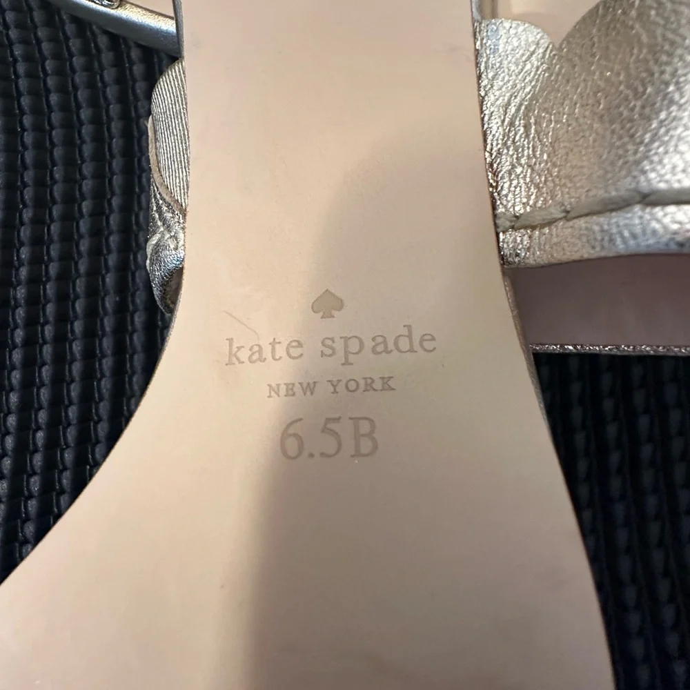 🆕Kate Spade CHRISSIE Gold Scalloped Sandals